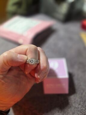 Ryze Size 9 Sterling Silver Cz Ring Nice